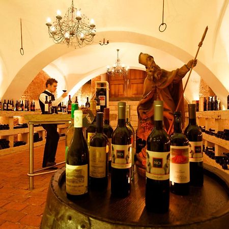 Gasthof Pack "Zur Lebing Au" Хартберг Экстерьер фото